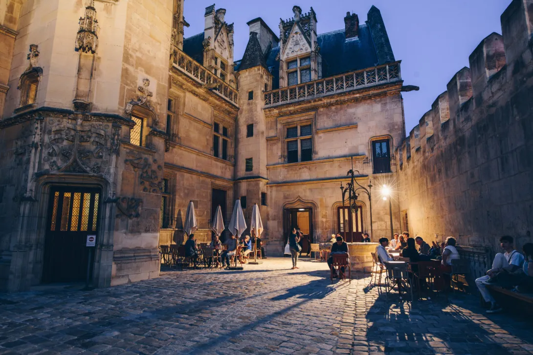 © Jean-Marie Heidinger, Nocturne au Musée de Cluny - musée national du Moyen Âge
