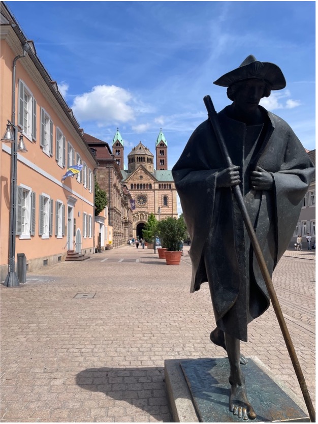 Statue du pèlerin de Saint-Jacques