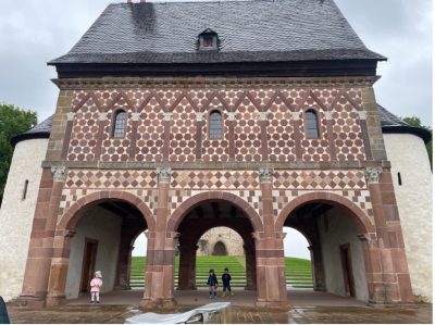 Lorsch - porte monumentale (Torhalle)